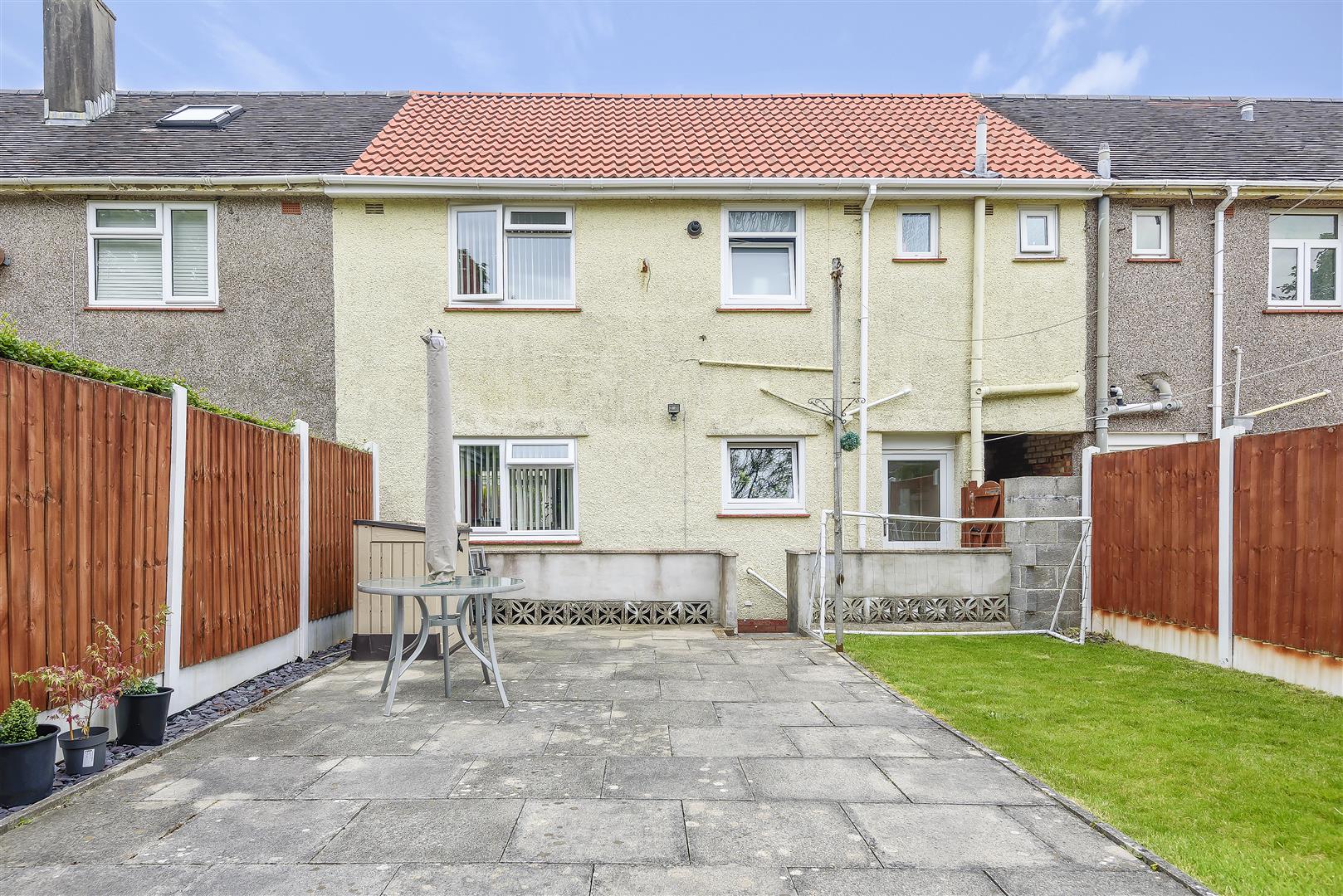 Eiddwen Road, Penlan, Swansea, £135,000 Dawsons Property
